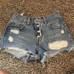 Levi’s shorts